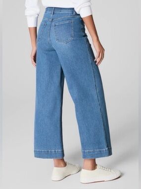 SPANX Crop Wide Leg Jeans Medium Wash Blue Denim Pull On Stretch Classic Size S